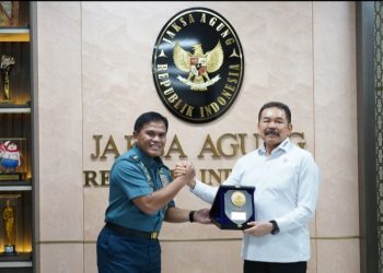 Jaksa Agung- Kepala Staf TNI AL Bertemu & Bahas Penegakan Hukum di Wilayah Laut