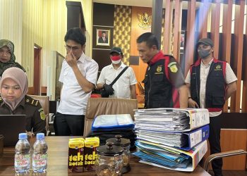 Terkait Dugaan Mafia Tanah, Kejati Sulsel Menggeledah Kantor BPN & Rumah Tersangka AA