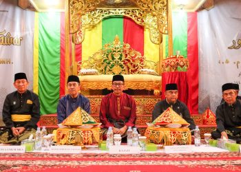 Tepuk Tepung Tawar Kepala Kejaksaan Tinggi Riau Akmal Abbas, SH., MH
