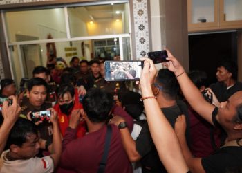 Tim Penyidik Pidsus Kejati Sumsel Lakukan Penahanan Terhadap 3 Tersangka Perkara Perpajakan   