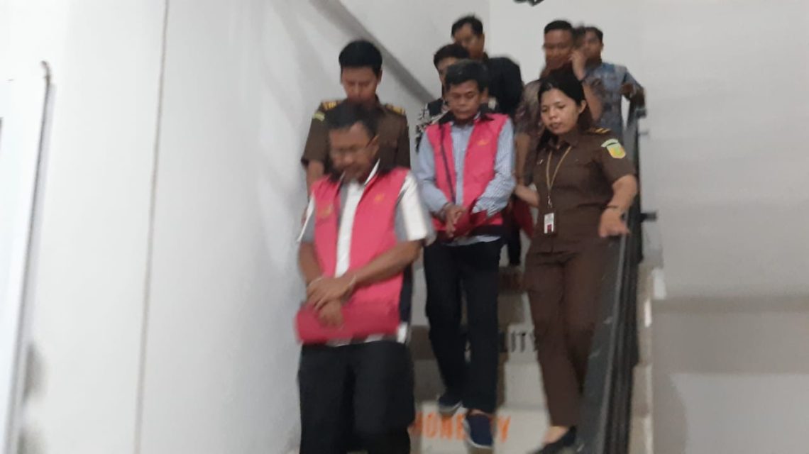 Dua Tersangka Dugaan Tipikor Pembangunan Hotel Kuantan Singingi Ditahan