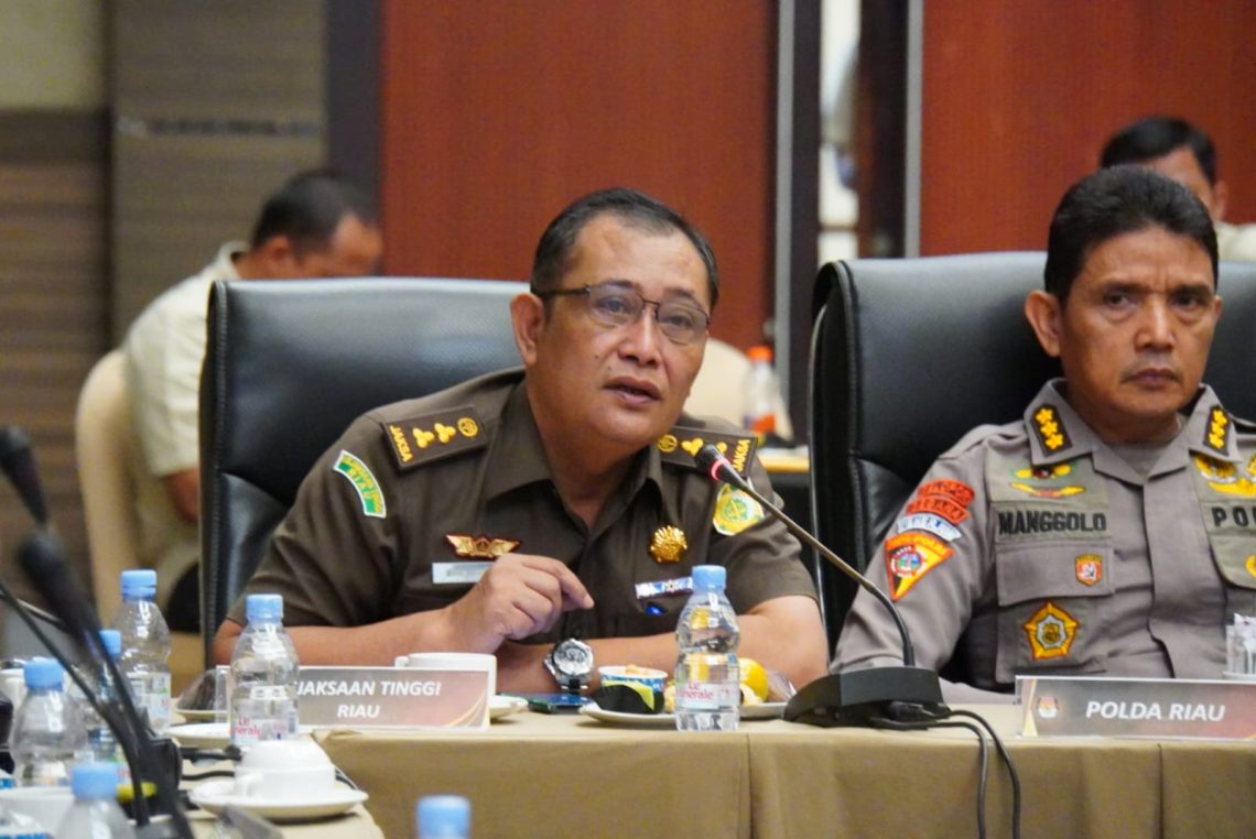 Kasi A Intelijen Kejati Riau Hadiri FGD Tahapan Produksi & Distribusi Logistik Kampanye Pemilu 2024