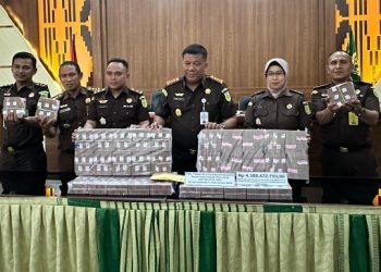 Terdakwa Tipikor Wardan Serahkan Kerugian Perpajakan 4.3 Miliyar ke Kejari Kendari