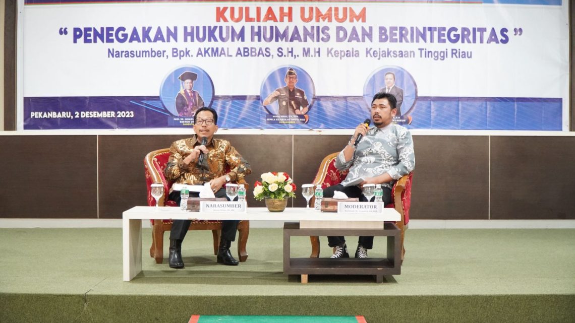 Kajati Riau Menjadi Narasumber Kuliah Umum Fakultas Hukum Universitas Lancang Kuning