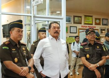 Jaksa Agung ST Burhanudin Meneruskan Kunjungan Kerja ke Kejari Siak dan Pekanbaru 