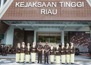 Kajati Riau Pimpin Upacara Peringatan Hari Ibu ke -95 Tahun 2023