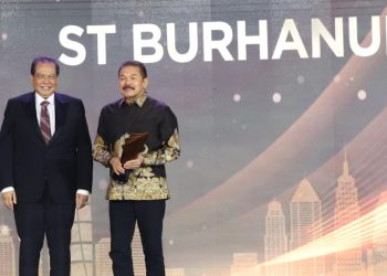 Jaksa Agung ST Burhanuddin Raih “Person of The Year in Good Governance”
