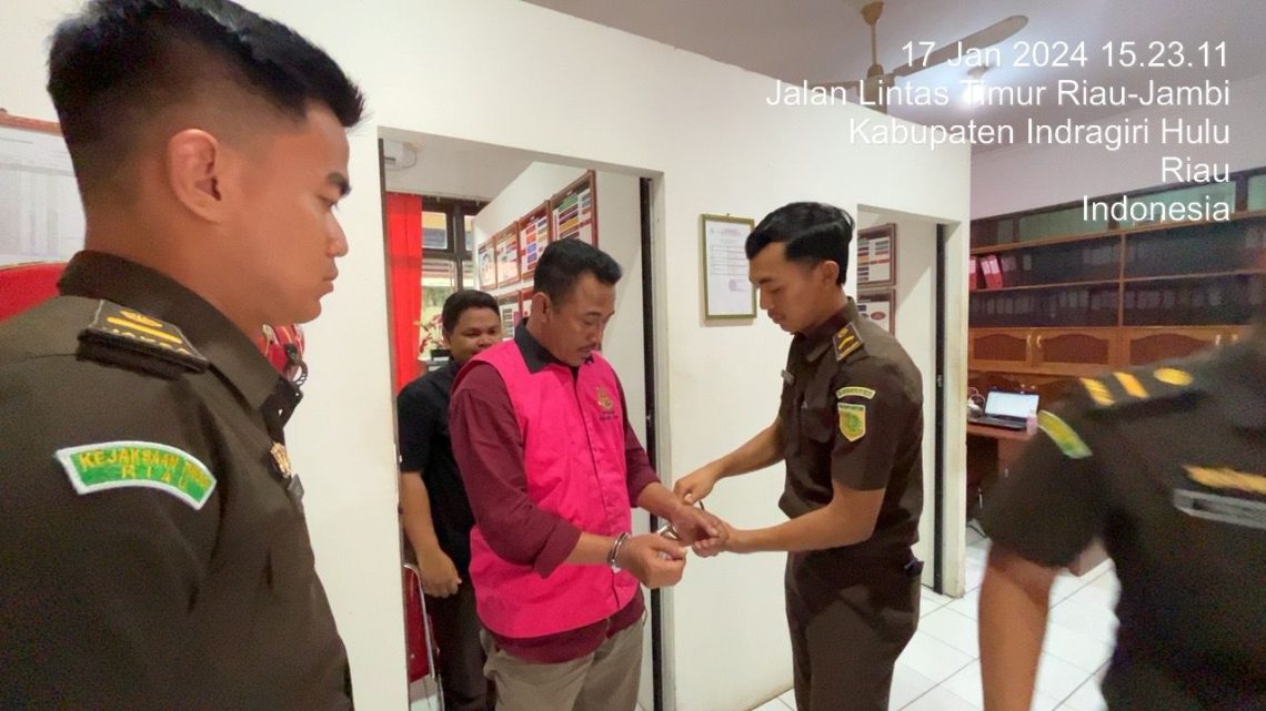 Tersangka D dalam Perkara Dugaan Tipikor APBDesa Tanjung Sari Ditahan Jaksa