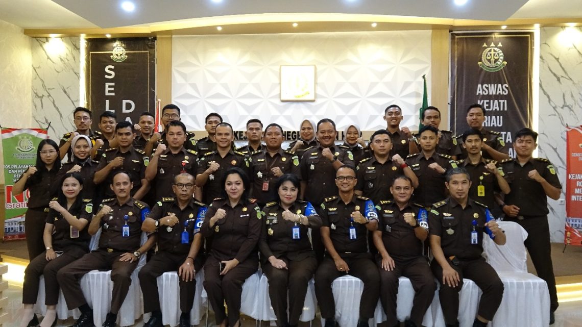 Aswas Kejati Riau Melakukan Inspeksi Umum Di Kejaksaan Negeri Rokan Hilir 