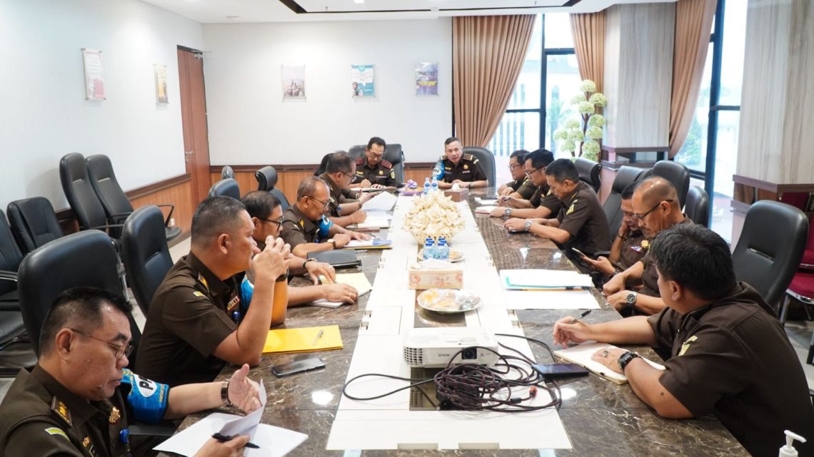 Inspektur I Jamwas Kejagung Kunker dan Inspeksi Umum 2024 ke Kejati Riau