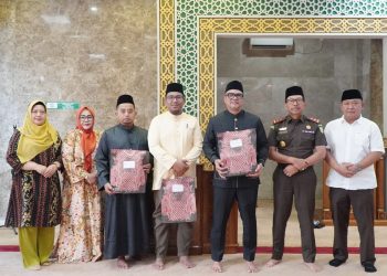 Sambut Ramadan 1445 H, Keluarga Besar Kejaksaan Tinggi Riau Gelar Halal Bihalal
