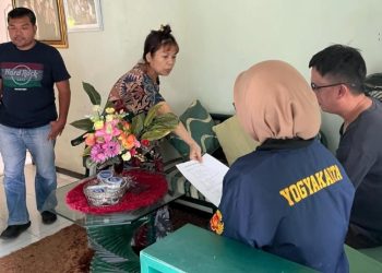 Tim Tabur Kejagung Berhasil Mengamankan DPO Tipikor TPPU Sophia Loretta Hutabarat 