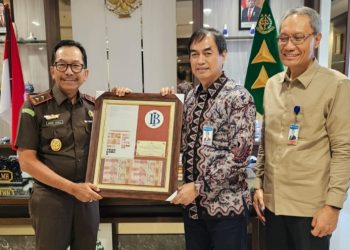 Kajati Riau Menerima Kunjungan Kerja Pejabat Perwakilan Bank Indonesia Provinsi Riau