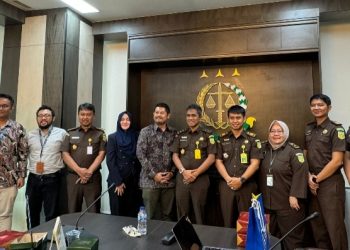 Dr. Sunarta Lakukan Sosialisasi internalisasi & reformasi birokrasi di Kejati Kalteng 