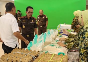 Penuhi Kebutuhan pokok, Kejati Riau Gelar Bazar dan Pasar Murah Ramadhan 1445 H