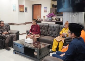 Kajati Akmal Abbas Menerima Kunjungan Kerja Kepala Badan Pusat Statistik Provinsi Riau 