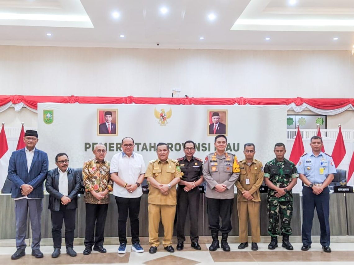 Kajati Akmal Abbas Menghadiri Kunker Tim Komisi II DPR RI ke Provinsi Riau