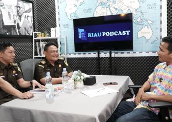 Koordinator Bidang Datun Kejati Riau Jelaskan Definisi Hukum di Podcast Riau Park TV