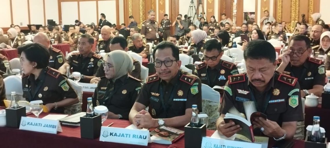 Di Bali, Kajati Riau Mengikuti Kegiatan Musrenbang Kejaksaan RI Tahun 2024