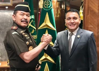 Paling Dipercaya Publik, Barita Simanjuntak Harapkan Kejagung RI Jadi Pioner