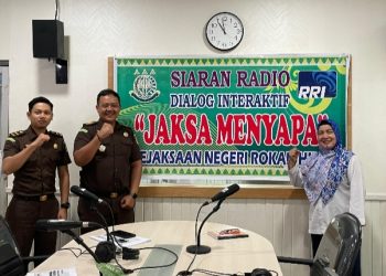 Kejari Rohil Sosialisasikan PPS Melalui Jaksa Menyapa di Radio Republik Indonesia 