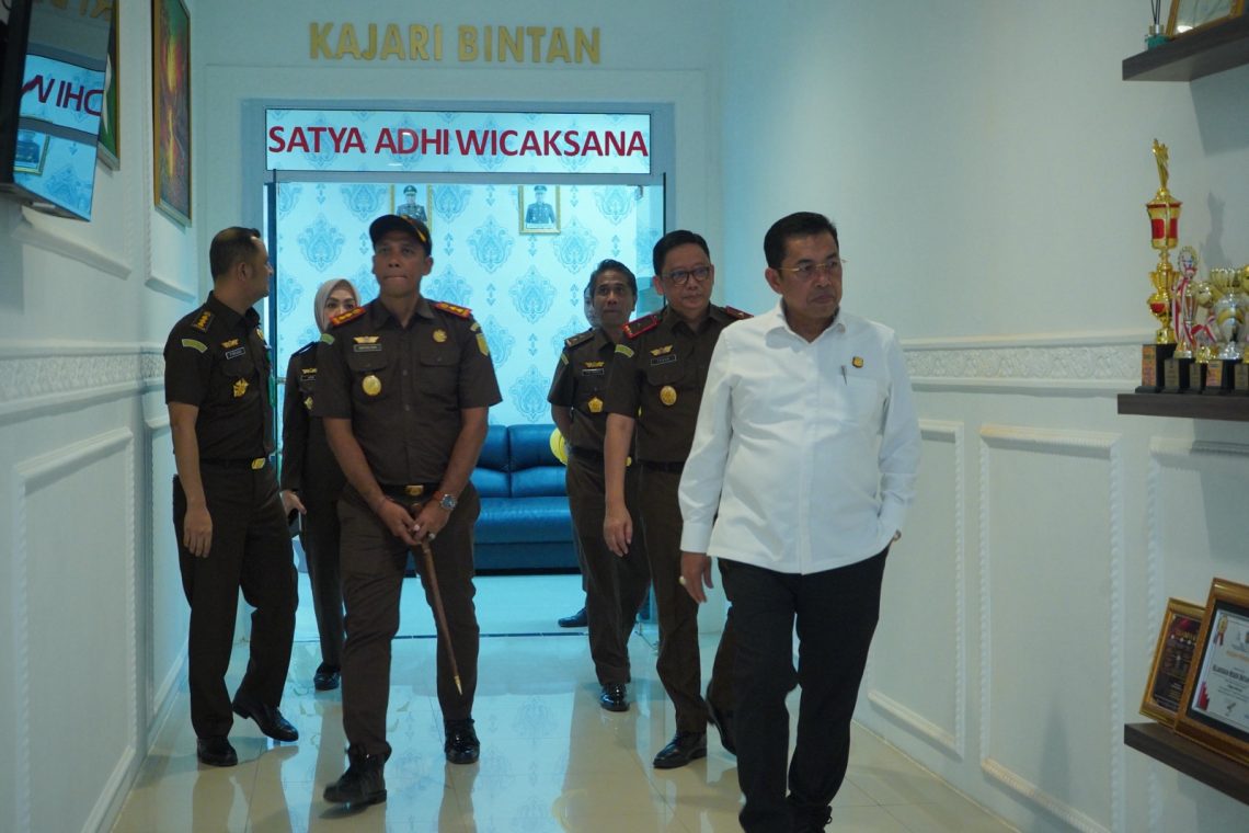 Wakil Jaksa Agung Dr. Sunarta Kunjungan Kerja ke Wilayah Hukum Kepulauan Riau