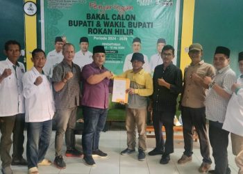 Afrizal Sintong Melalui Perwakilan Kembalikan Formulir Cakada ke PKB Rohil 