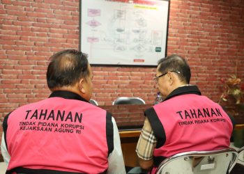 Tersangka TN alias AN dan Tersangka AA Perkara Komoditas Timah Diserahkan ke JPU