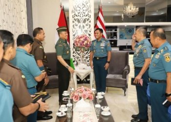 KSAL Laksamana TNI Muhammad Ali Audiensi dengan JAM-Pidmil Mayjen TNI Dr. W. Indrajit