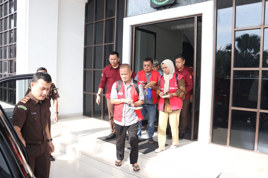 Kejari Bengkalis Tetap 3 Orang Tersangka Terkait Kasus Dugaan Tipikor Pupuk Subsidi 