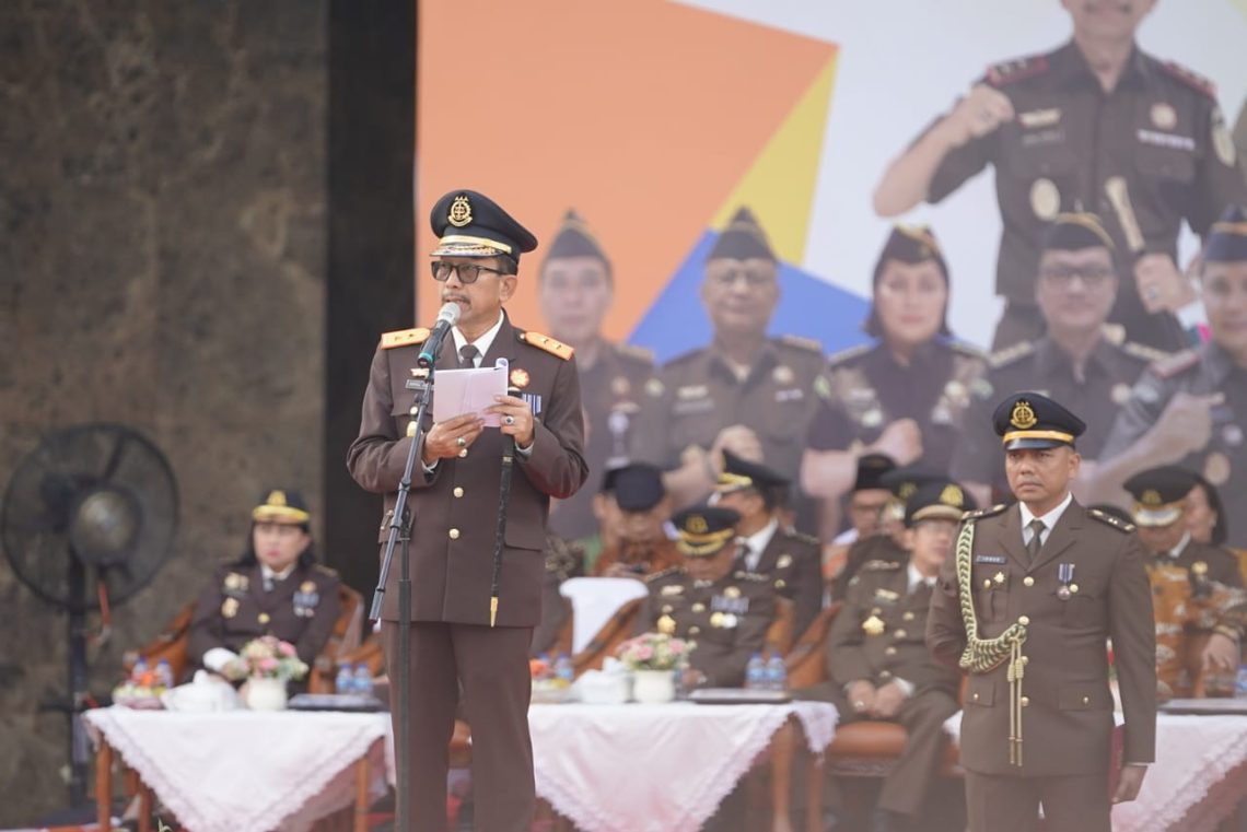 Kejaksaan Tinggi Riau Gelar Upacara Hari Bhakti Adhyaksa ke- 64 Tahun 2024