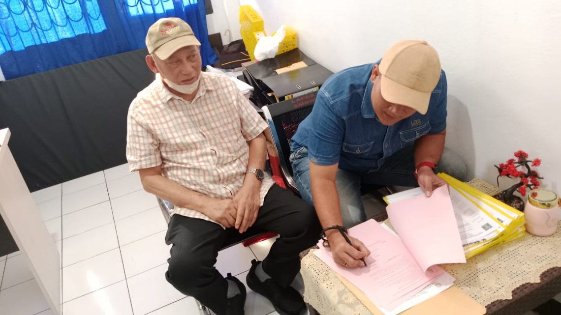 JPU Kejaksaan Saparua Eksekusi Terdakwa Tipikor DD dan ADD H. Eddy Pattisahusiwa SE