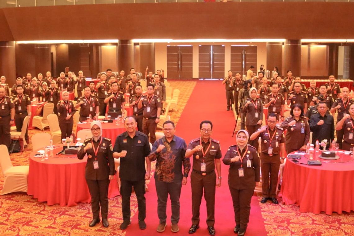 Kejati Riau Menggelar FGD dan Bahas Perubahan KUHP Pemulihan Aset