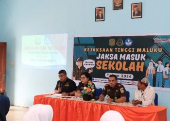 Perangi Aksi Bullying dan Judi Online, Kajati Maluku Laksanakan JMS di SMK AL WATHAN AMBON