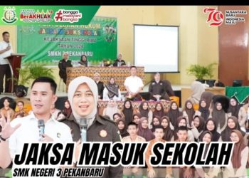 Tim Penerangan Hukum Kejati Riau Jabarkan Peran Generasi Muda Dalam Pencegahan Human Traficking di SMKN 3 Pekanbaru