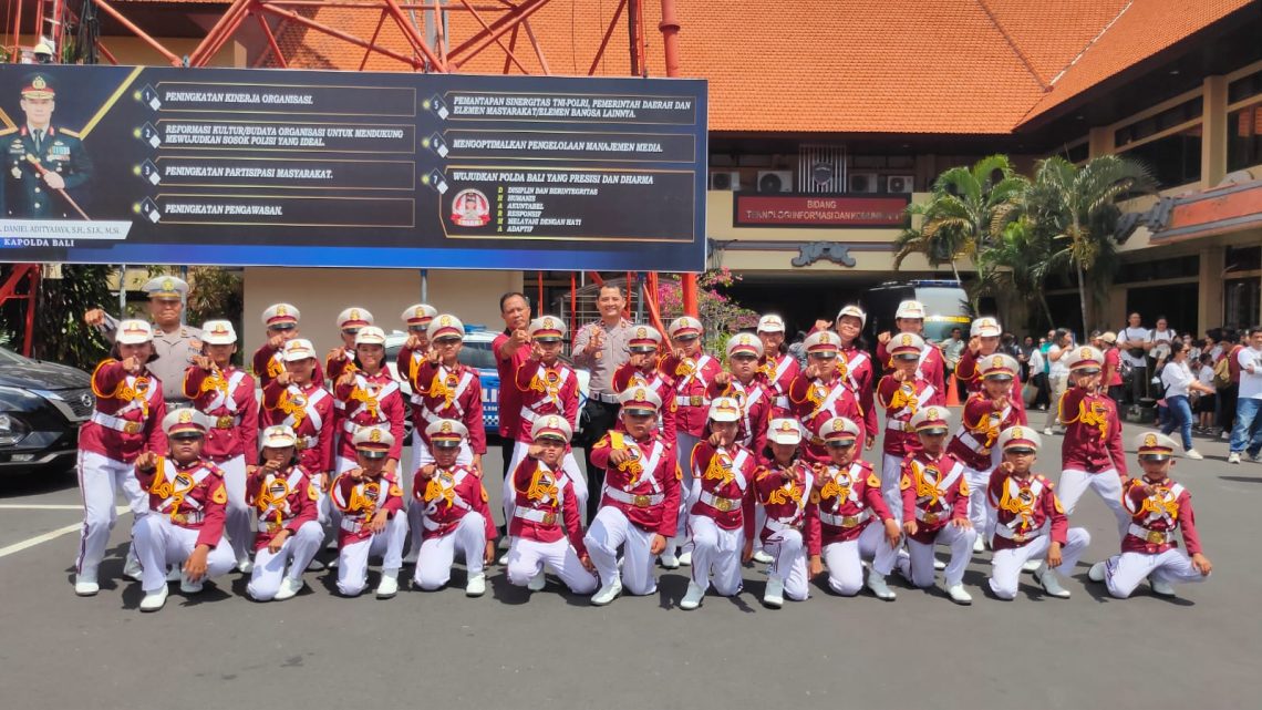 Disiplin dan Tanggung Jawab Sejak Dini, SD 17 Dauh Puri Juara Polisi Cilik Provinsi Bali 2024.
