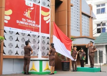 Kajati Maluku Pimpin Upacara Hari Sumpah Pemuda ke – 96 tahun 2024
