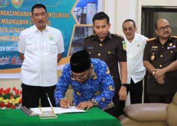 Kejati Maluku Bersama Pemprov Maluku Tandatangani Pakta Integritas PPS dan PSD