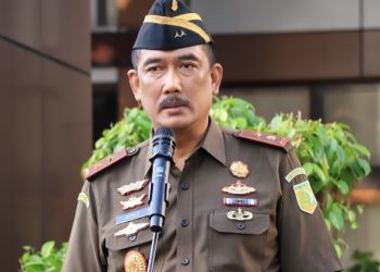 Kajati Maluku Perintahkan Jajaran agar Bekerja Maksimal dan Profesional 