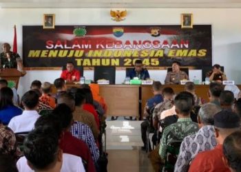 Kasi Intel Kejari SBB Hadiri Kegiatan Salam Kebangsaan Menuju Indonesia Emas 2045   