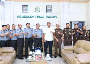 Pejabat Baru Kakanwil Kementrian Hukum Berkunjung ke Kajati Maluku