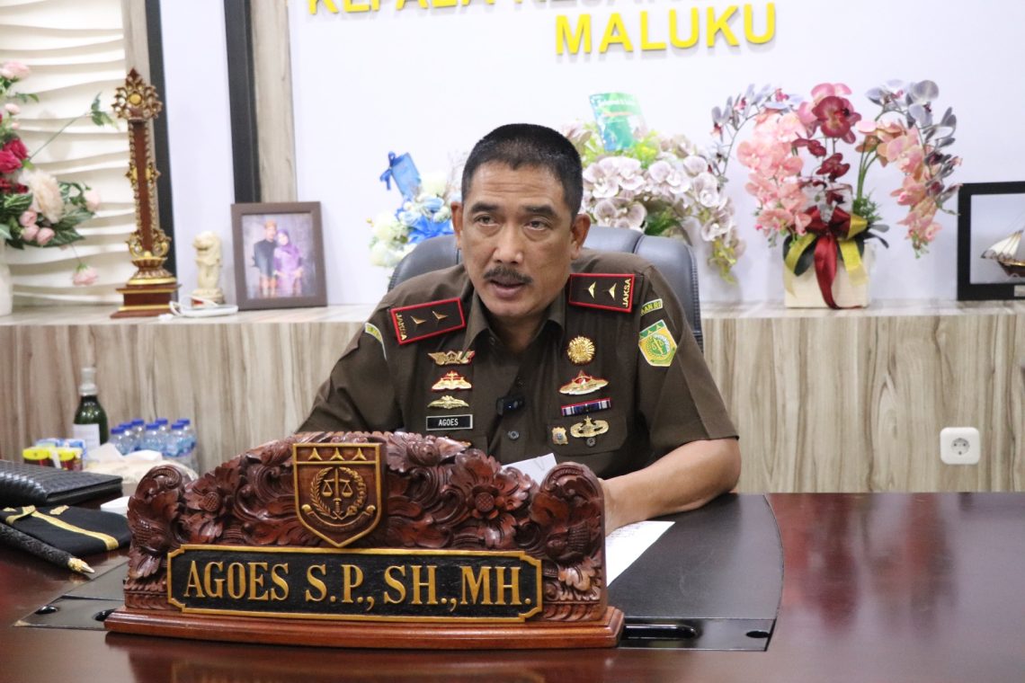 Paparkan Capaian Kinerja, Kajati Maluku Minta Masyarakat Kenali Hukum Jauhi Hukuman