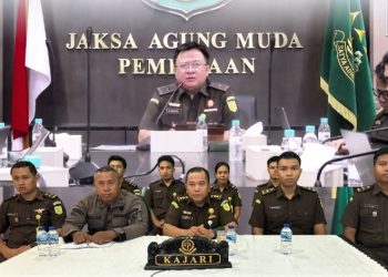 Plt Kajari SBB Mengikuti Vidcon Sosialisasi Pengusulan PNS dan Aplikasi MySimkari