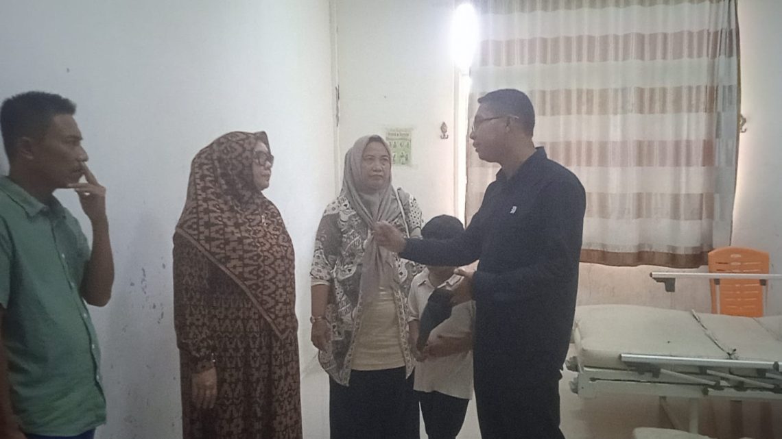 Kunjungan Kerja, Wabup Jhony Charles Sidak ke Puskesmas Panipahan