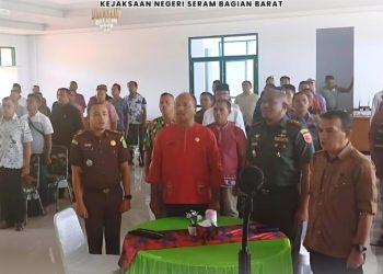 Kasi Intel Kejari Seram Bagian Barat Bersama Forkopimda Hadiri Binkom
