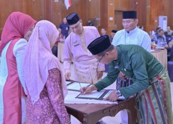 Wakil Bupati Jhony Charles Hadiri Sertijab dan Peresmian Balai POM di Dumai