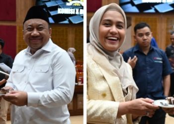 Pimpinan Komisi X dan Mendikdasmen RI Beri Kejutan dan Rayakan Ultah Karmila