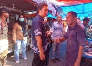 Lurah Teluk Binjai Lakukan Sosialisasikan Penertiban Pedagang Pasar Senggol Kota Dumai