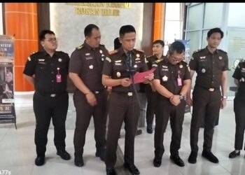 Kejari Rohil Tetapkan AA dan SJ Sebagai Tersangka Kasus SMPN 4 Panipahan