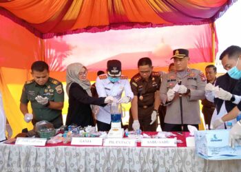 Kejari Rohil musnahkan Barang Bukti 48 Perkara Narkotika dan 25 BB Perkara Lainnya